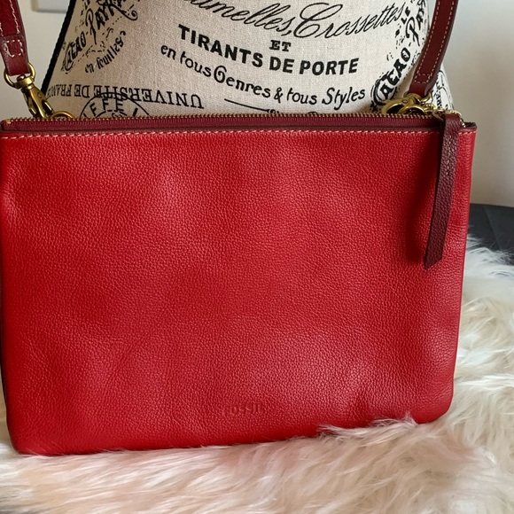 Fossil Crossbody Bag Burgundy/Red Cow Hide Leather - Picture 1 of 14